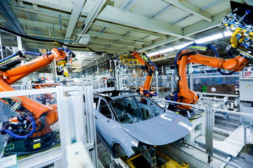 探秘一汽-大眾MEB智慧工廠 計算機科技如何重塑汽車智造新標桿